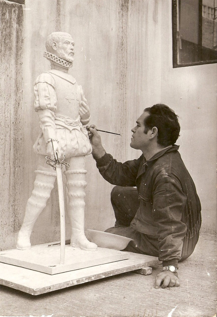 RETOQUE DE LA ESTATUA