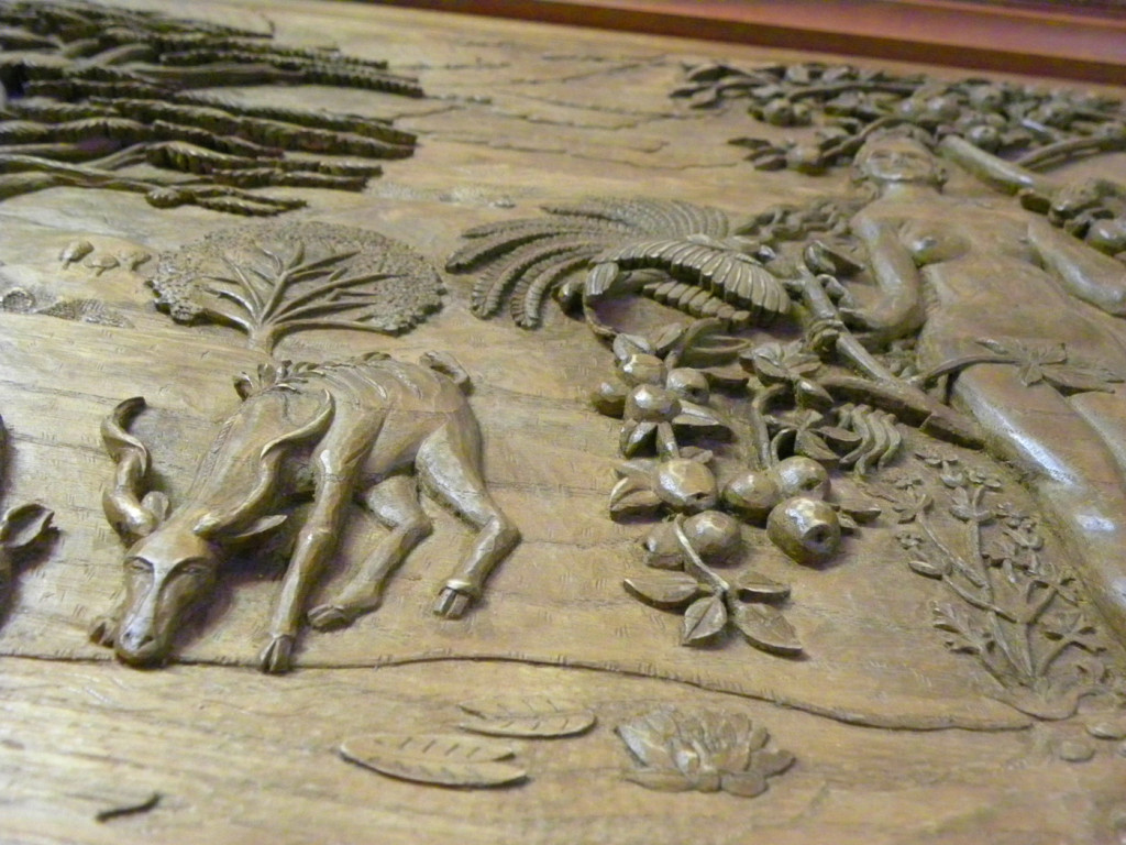 DETALLE FRUTOS Y ANIMALES